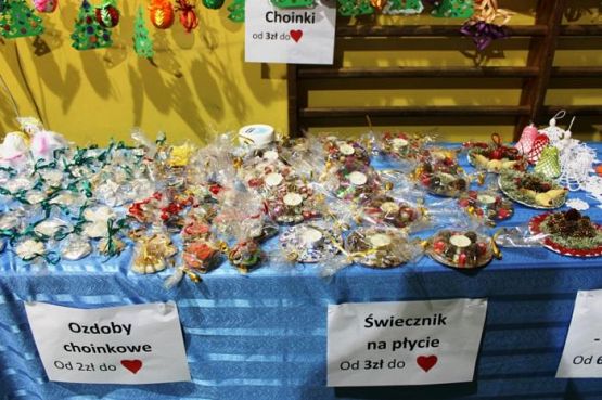  Grafika #2: Kiermasz Świąteczny 13 XII 2013r.
