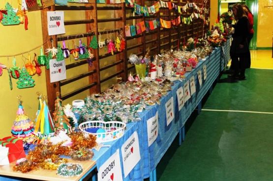  Grafika #6: Kiermasz Świąteczny 13 XII 2013r.