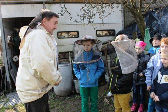 Grafika #0: PSZCZOŁY -IV 2014