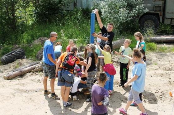 Grafika #12: WYCIECZKA DO PARKU LINOWEGO- ADVENTURE PARK