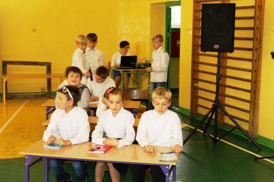  Grafika #12: DZIEŃ EDUKACJI NARODOWEJ 2014