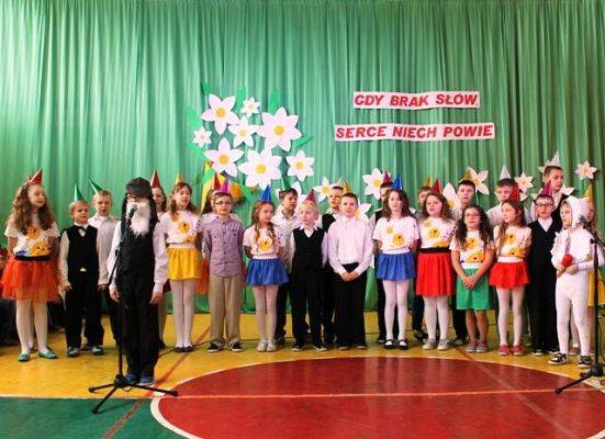  Grafika #2: DZIEŃ BABCI I DZIADKA I 2015