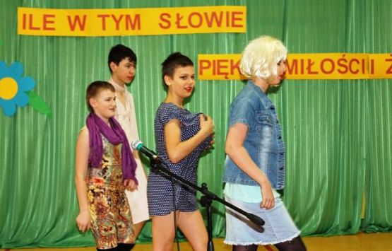 Grafika #3: Dzień Kobiet 2015