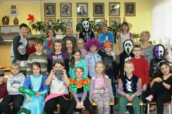  Grafika #4: ANDRZEJKI W SZKOLE