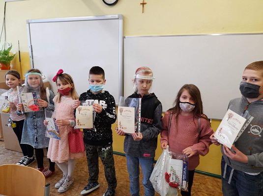  Grafika #1: Rozstrzygnięcie świetlicowego konkursu plastycznego pt. ,,Jesienny pejzaż