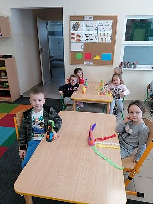  Grafika #9: NASZE ARTYSTYCZNE PRACE PLASTYCZNE