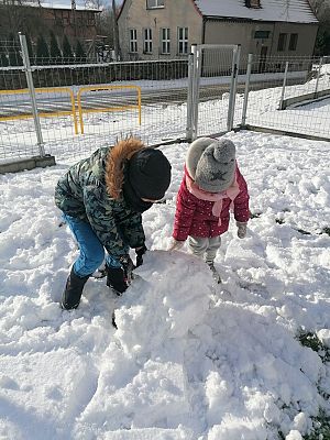  Grafika #0: KOCHAMY ZIMĘ