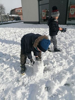  Grafika #8: KOCHAMY ZIMĘ