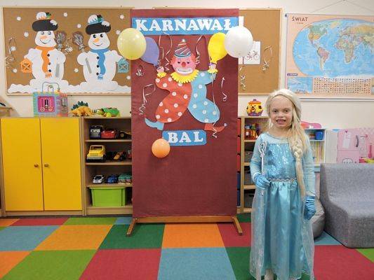  Grafika #1: BALE W KARNAWALE