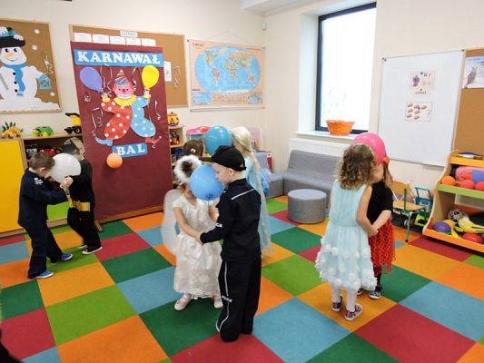  Grafika #6: BALE W KARNAWALE