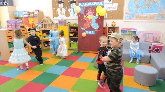  Grafika #8: BALE W KARNAWALE