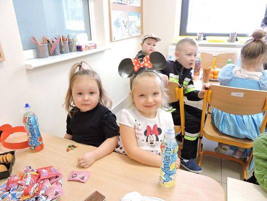  Grafika #18: BALE W KARNAWALE