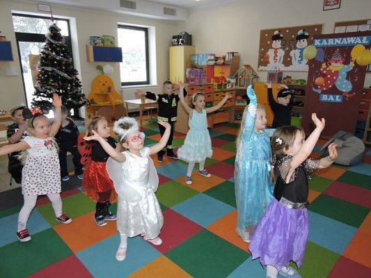  Grafika #26: BALE W KARNAWALE