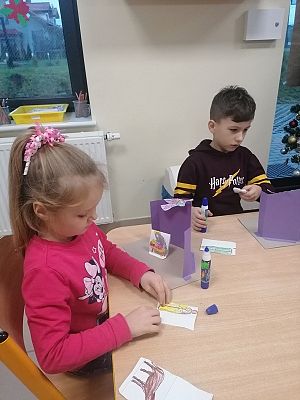  Grafika #7: Nadchodzą Święta Bożego Narodzenia