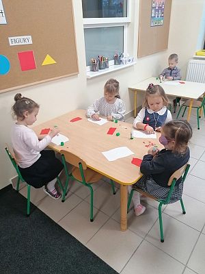  Grafika #0: OBCHODZIMY ROCZNICĘ ODZYSKANIA NIEPODLEGŁOŚCI