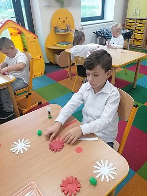  Grafika #29: OBCHODZIMY ROCZNICĘ ODZYSKANIA NIEPODLEGŁOŚCI