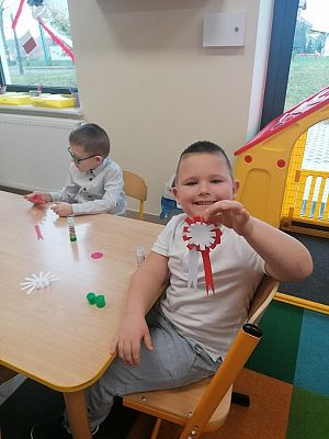  Grafika #10: OBCHODZIMY ROCZNICĘ ODZYSKANIA NIEPODLEGŁOŚCI