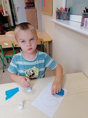  Grafika #4: JESIENNA SZARUGA