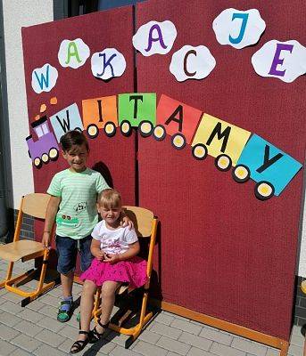  Grafika #11: WITAMY WAKACJE