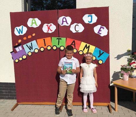  Grafika #10: WITAMY WAKACJE