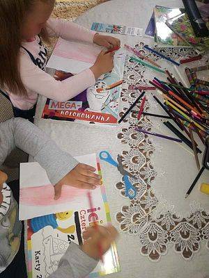  Grafika #64: Zdalne nauczanie - galeria przedszkolaków