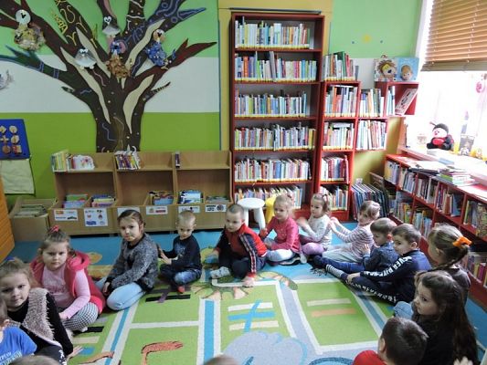 Grafika #2: Wycieczka do Miejskiej Biblioteki w Lęborku