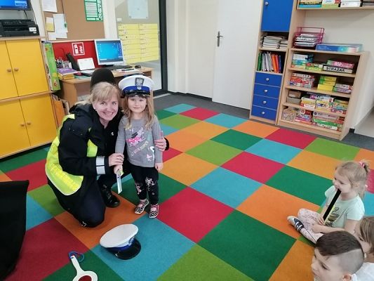  Grafika #3: GOŚCIE W PRZEDSZKOLU