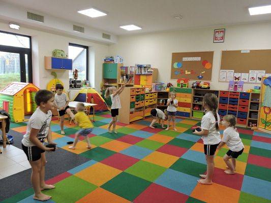  Grafika #0: CHCEMY BYĆ SPRAWNI I WYSPORTOWANI