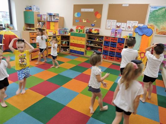  Grafika #3: CHCEMY BYĆ SPRAWNI I WYSPORTOWANI