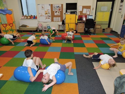  Grafika #6: CHCEMY BYĆ SPRAWNI I WYSPORTOWANI