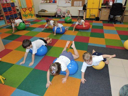  Grafika #7: CHCEMY BYĆ SPRAWNI I WYSPORTOWANI