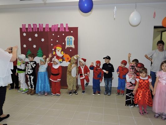  Grafika #58: Bale w Karnawale