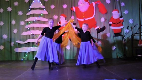  Grafika #11: KIERMASZ ŚWIĄTECZNY