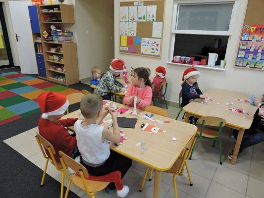  Grafika #7: Czekamy na Mikołaja