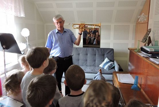  Grafika #5: W świecie muzyki