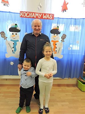  Grafika #18: Święto Babci i Dziadka