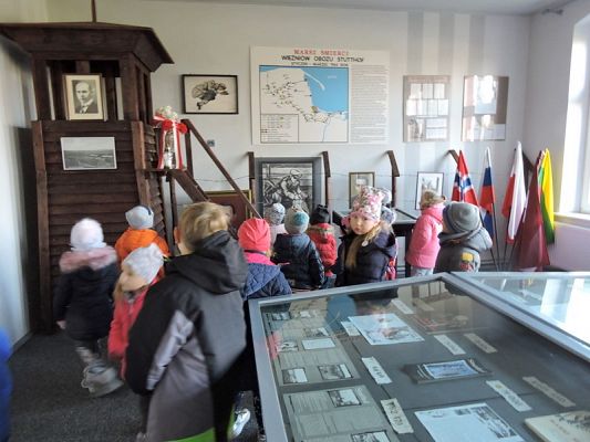  Grafika #6: Czcimy pamięć zmarłych