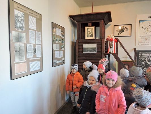  Grafika #7: Czcimy pamięć zmarłych