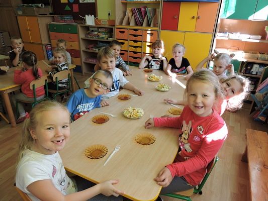  Grafika #0: Warzywa i owoce