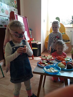  Grafika #5: Warzywa i owoce