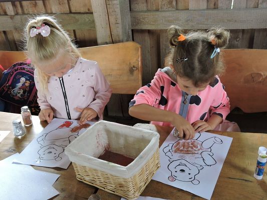  Grafika #10: Spotkanie z Kubusiem Puchatkiem