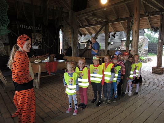  Grafika #1: Spotkanie z Kubusiem Puchatkiem