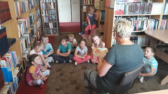  Grafika #0: Spotkanie z książką