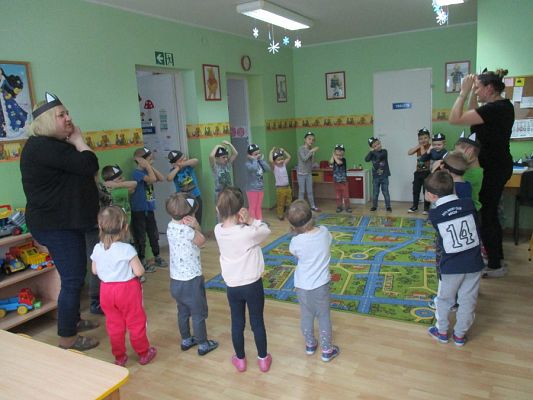  Grafika #4: Dzień kota