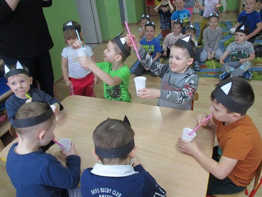  Grafika #19: Dzień kota