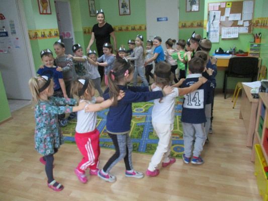  Grafika #7: Dzień kota