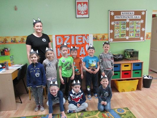  Grafika #33: Dzień kota