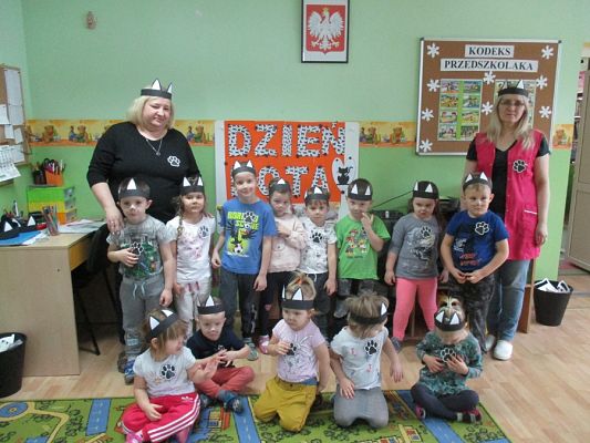  Grafika #36: Dzień kota