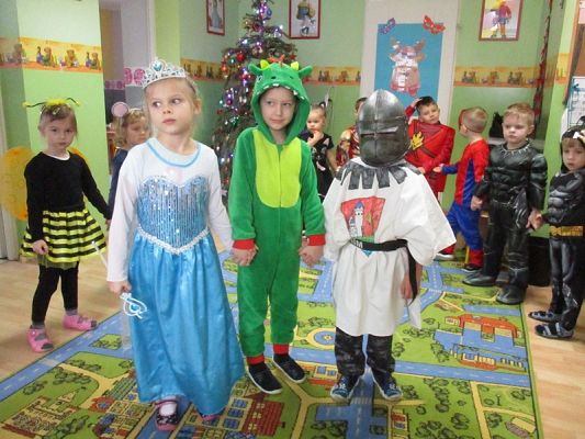  Grafika #15: Bal karnawałowy