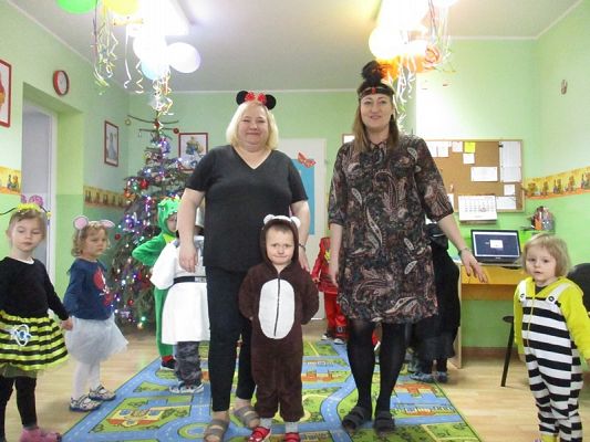  Grafika #5: Bal karnawałowy